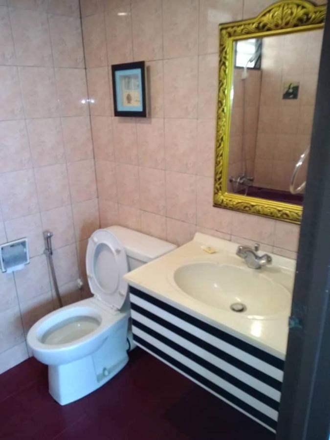 The Barn private home @ Sri Sayang Apartment Batu Feringgi Bagian luar foto