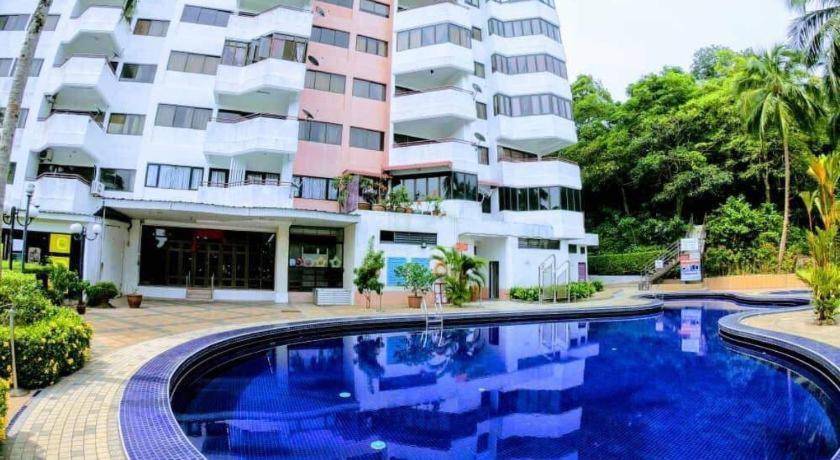 The Barn private home @ Sri Sayang Apartment Batu Feringgi Bagian luar foto